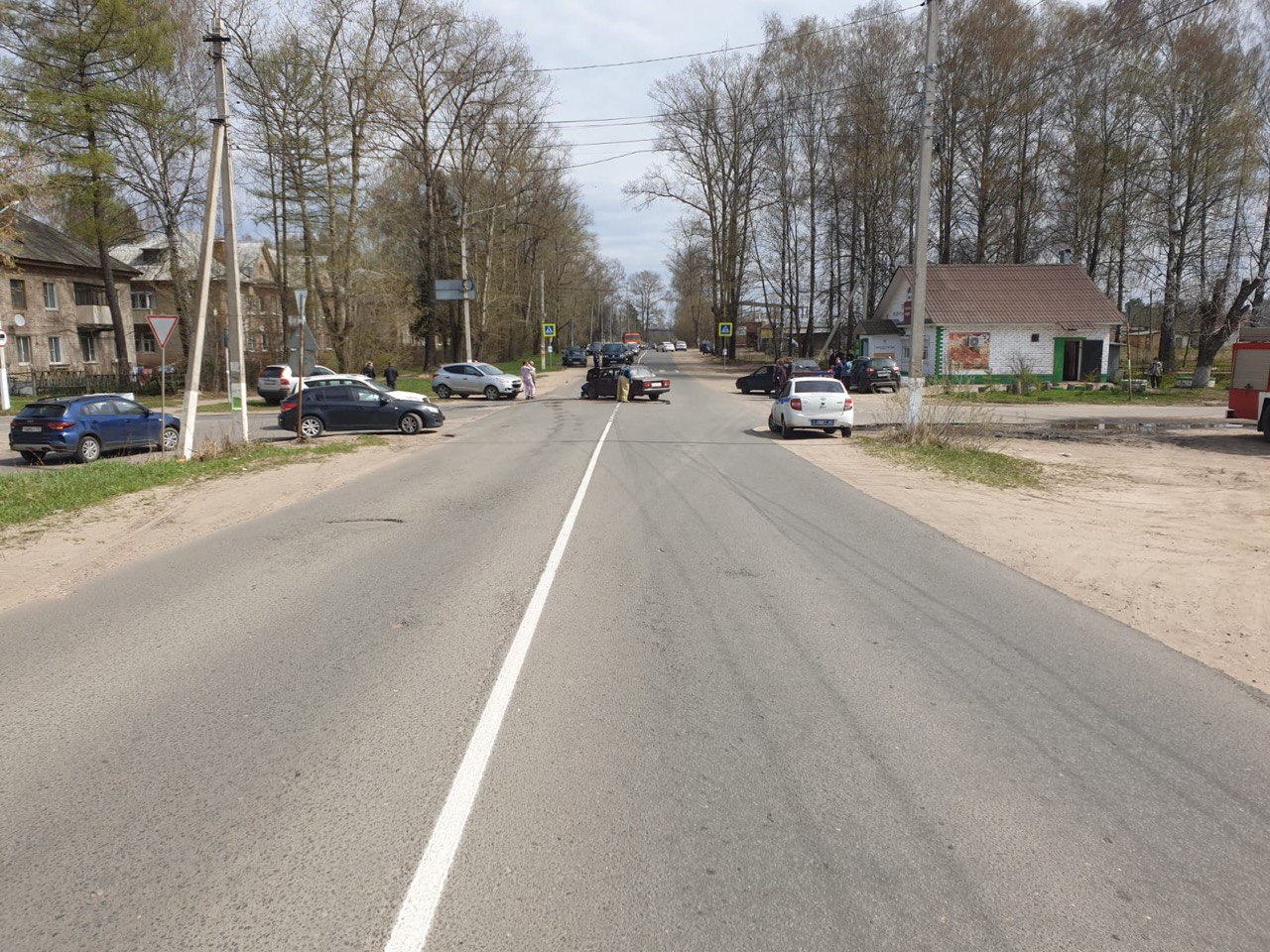 Пожилой водитель не уступил дорогу молодому в Тверской области