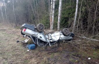 В страшной аварии на трассе в Тверской области погиб водитель В страшной аварии на трассе в Тверской области погиб водитель