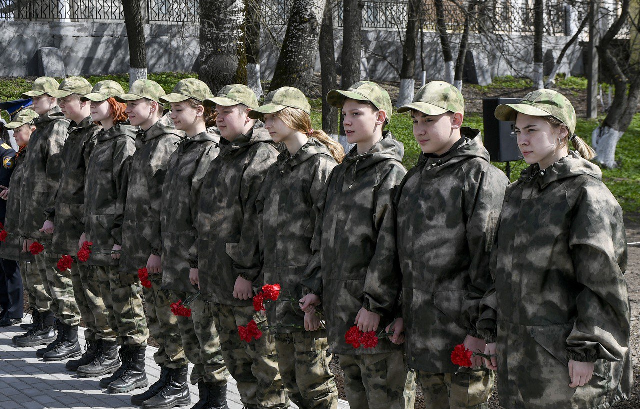 Губернатор Игорь Руденя принял участие в открытии памятника сотрудникам органов госбезопасности