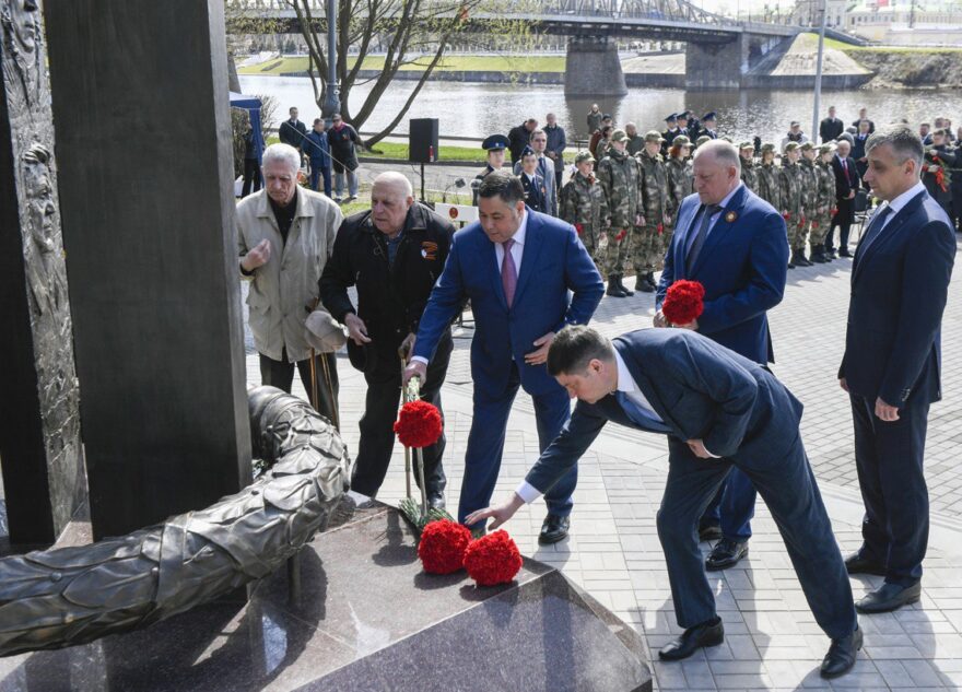 Губернатор Игорь Руденя принял участие в открытии памятника сотрудникам органов госбезопасности