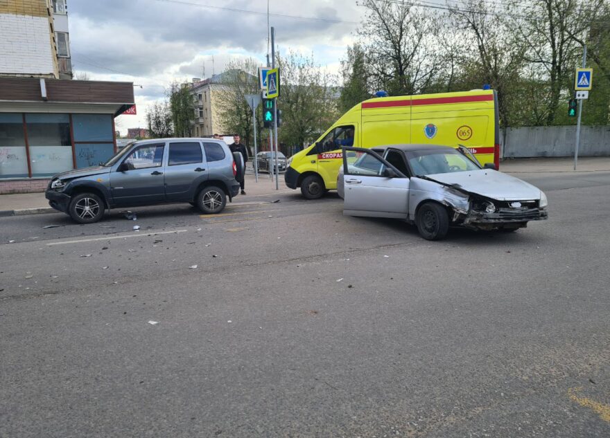Два человека пострадали в ДТП в Твери