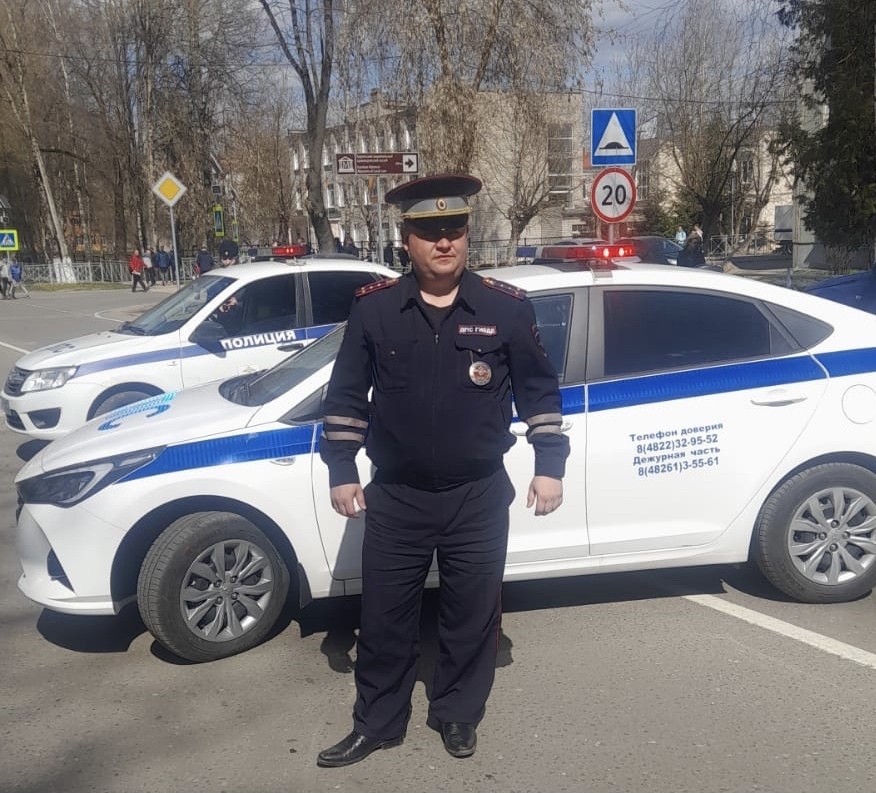 В Лихославле начальник отдела ГИБДД обратился к родителям