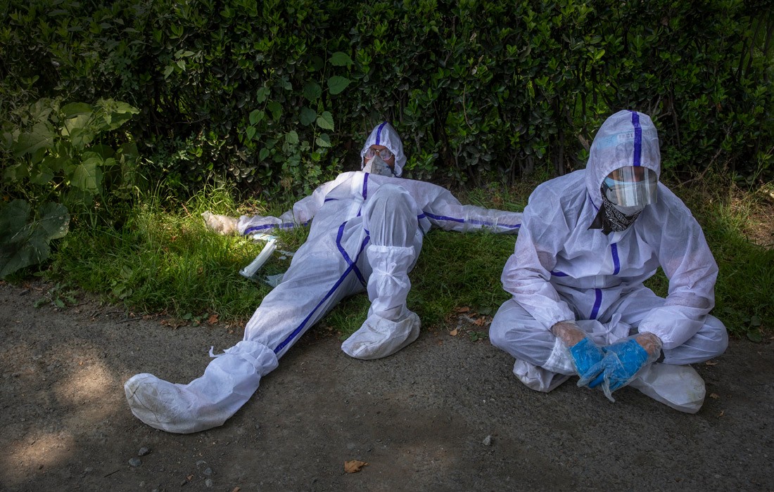 Новую волну ковида в России отложили на более поздний срок