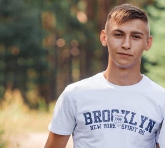 В Тверской области наградили студента, который закрыл собой девочку