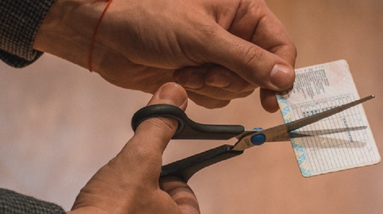 В России появится электронное водительское удостоверение