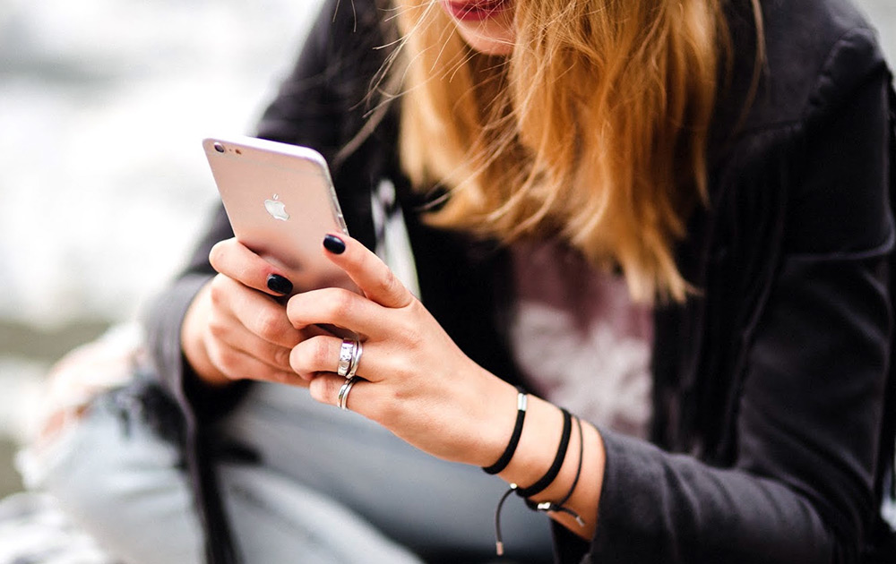 Во время застолья в Тверской области девушка ограбила 60-летнего мужчину