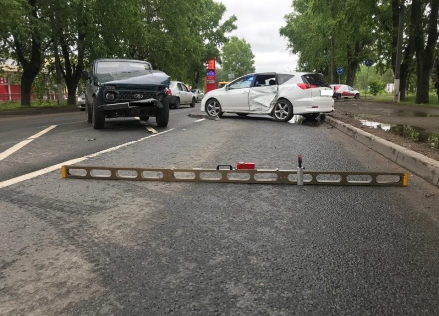 Два ребёнка пострадали в столкновении двух автомобилей в Твери Два ребёнка пострадали в столкновении двух автомобилей в Твери
