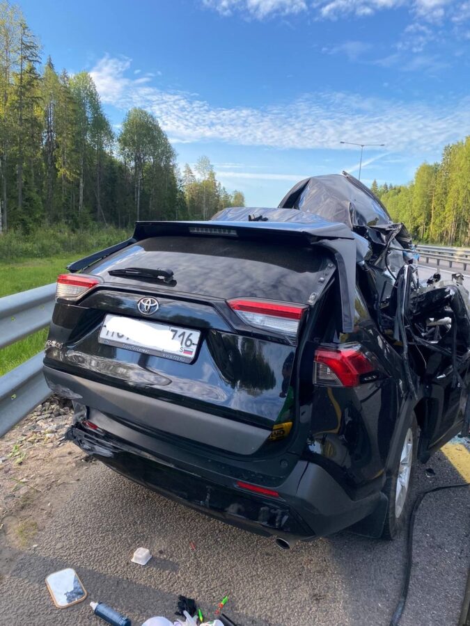 Водитель уснул: в аварии в Тверской области пострадали трое детей