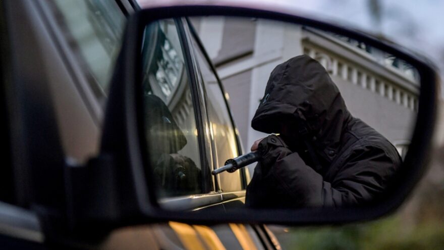 В Тверской области два парня угнали "Газель"