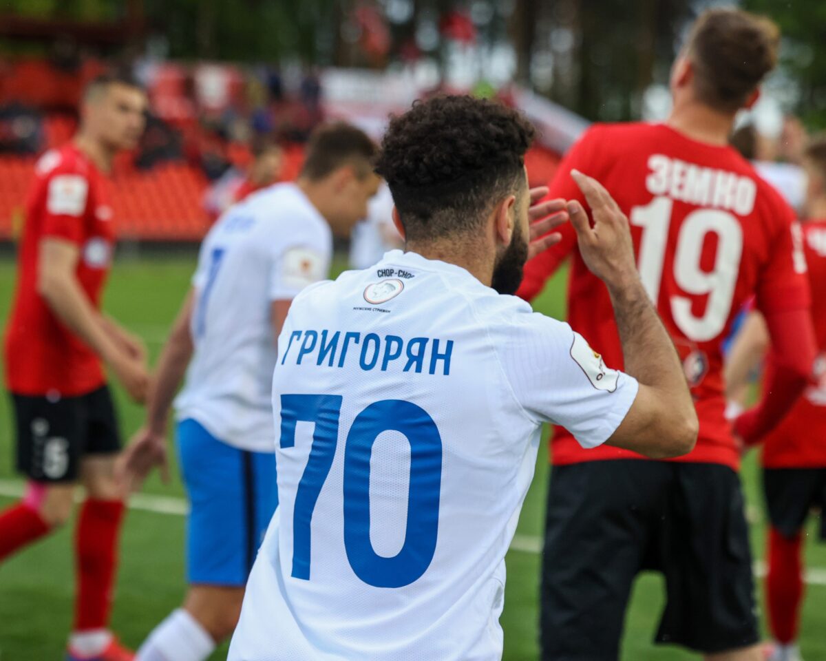 К последнему домашнему матчу футболисты «Волги» приготовили болельщикам сюрприз