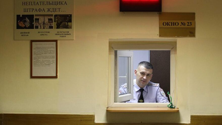 Россиян будут автоматически лишать прав при ухудшении здоровья