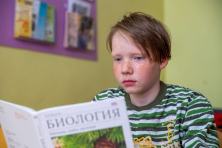 «Я не могу без сына»: из-за аварийной проводки сын разлучен с папой «Я не могу без сына»: из-за аварийной проводки сын разлучен с папой