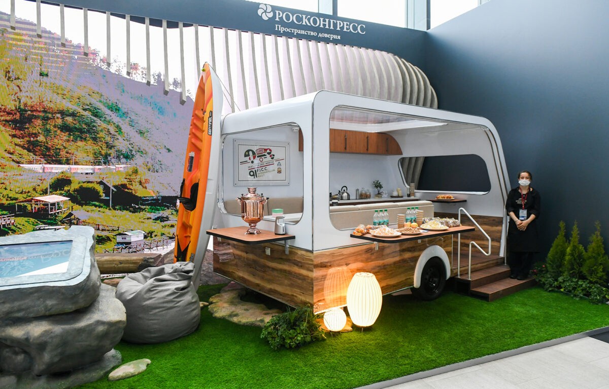 Тверская область первой представила туристический потенциал на ПМЭФ-2022