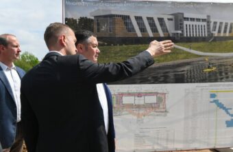 В Твери продолжается строительство гребной базы и крытого футбольного манежа   В Твери продолжается строительство гребной базы и крытого футбольного манежа