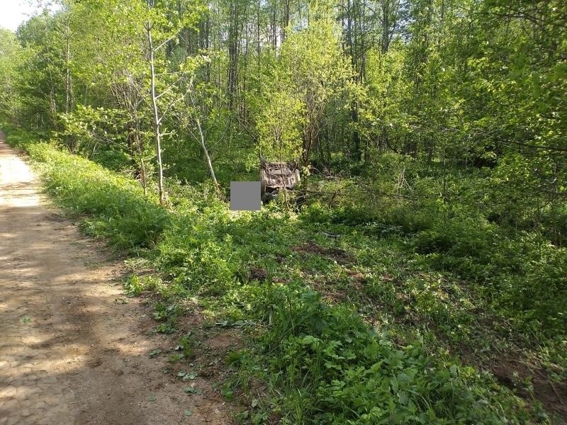 Водитель перевернувшегося автомобиля погиб в Тверской области Водитель перевернувшегося автомобиля погиб в Тверской области