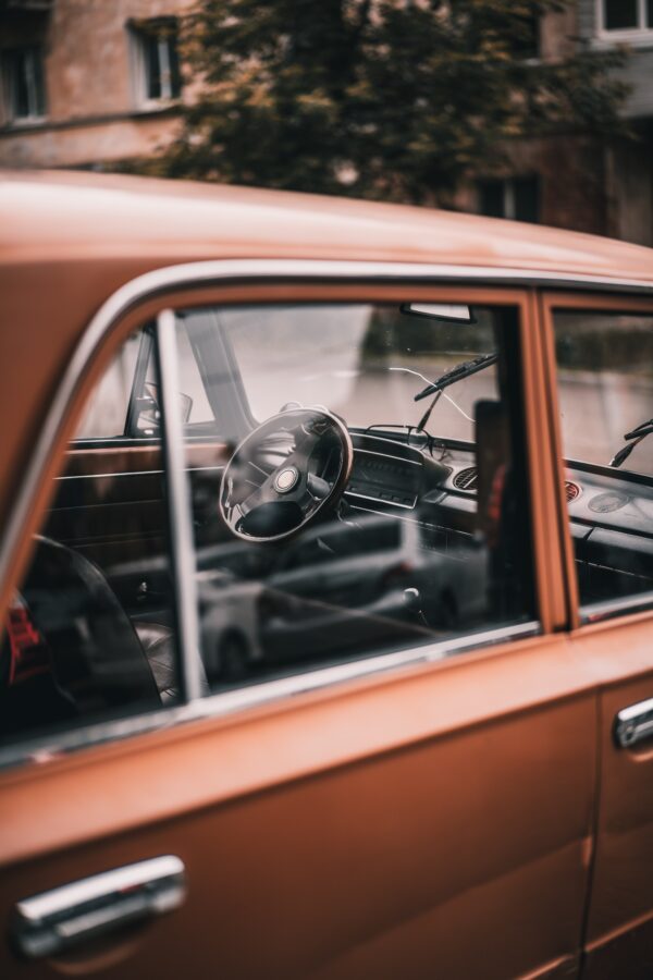 Молодой человек так хотел попасть в Тверскую область, что угнал автомобиль