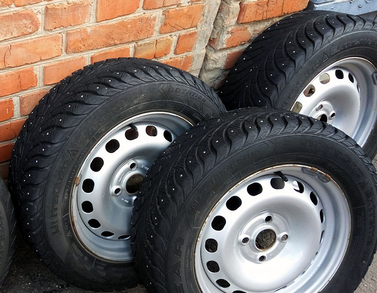 Бомж-рецидивист оставил без колёс 31-летнего мужчину в Твери