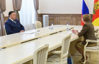 Губернатор Игорь Руденя провел встречу с главой Фировского района Еленой Самодуровой