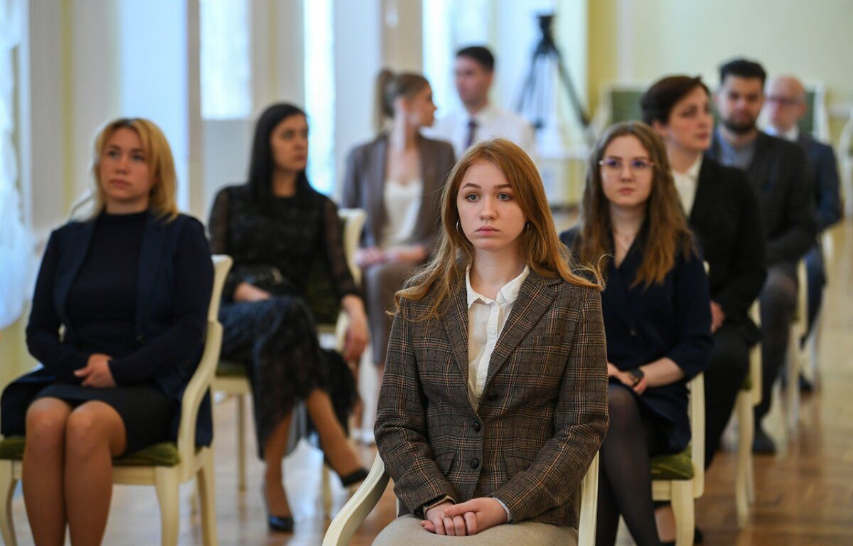 Губернатор Игорь Руденя вручил премии учёным Тверской области