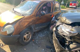 В Твери в ДТП пострадала женщина, не уступившая главную дорогу