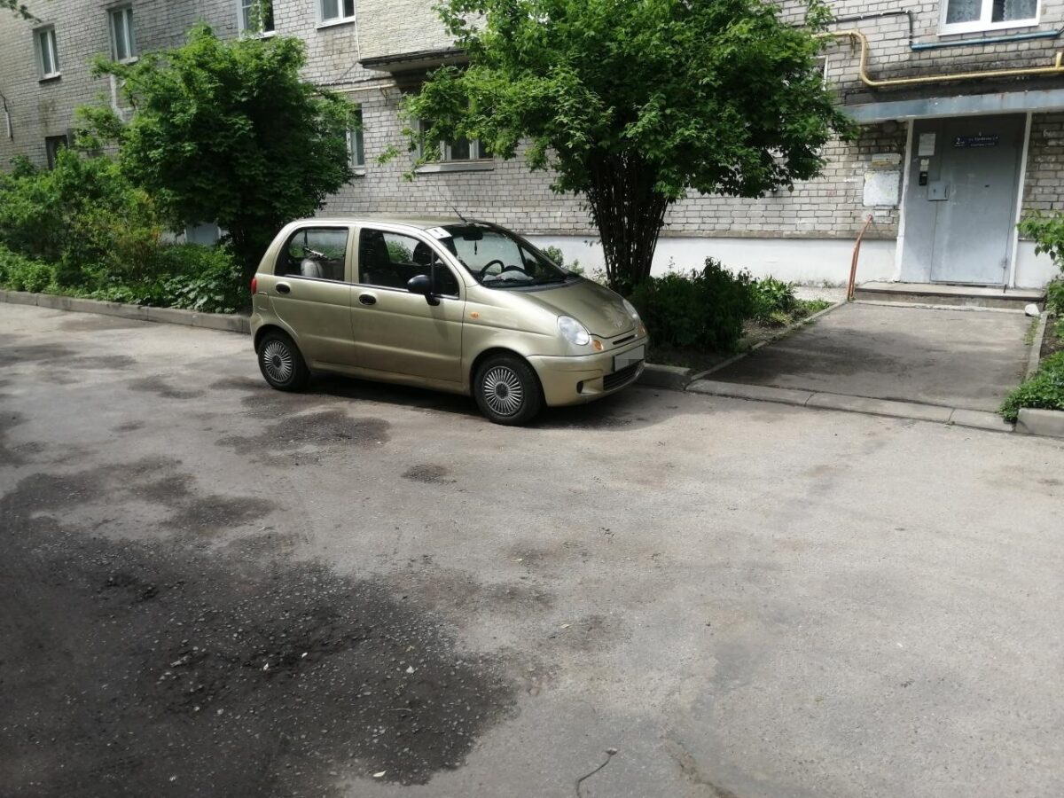 12-летний велосипедист попал под колёса "Матиза" в Твери