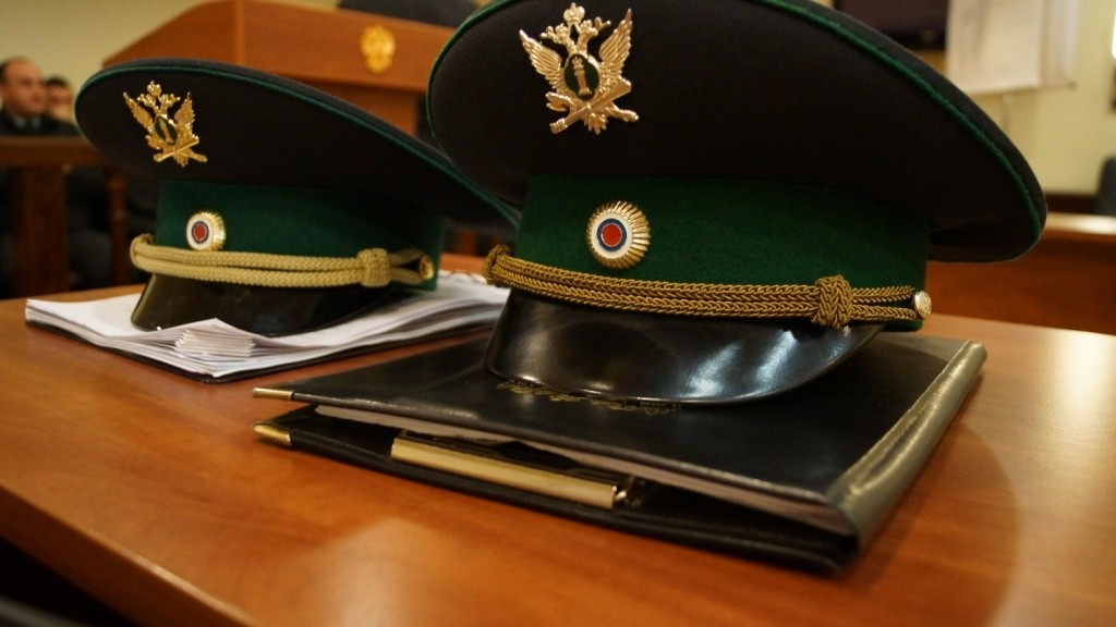 С 20 июня судебные приставы начали автоматически списывать долги россиян