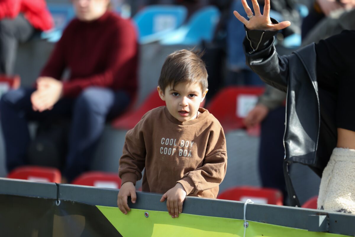 К последнему домашнему матчу футболисты «Волги» приготовили болельщикам сюрприз