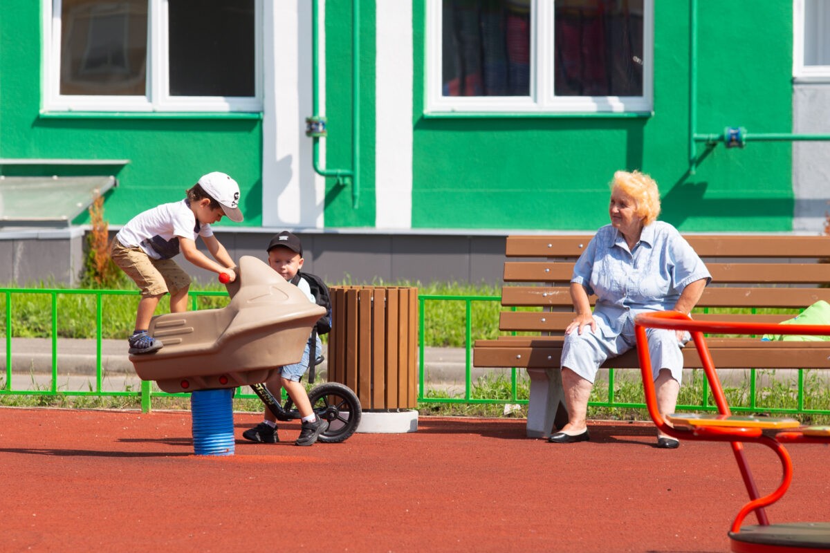 Жителям Тверской области ответили на вопросы о выплате детских пособий