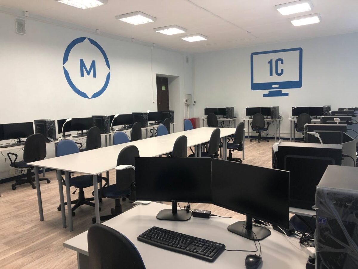 Колледжам Тверской области помогут оборудовать мастерские