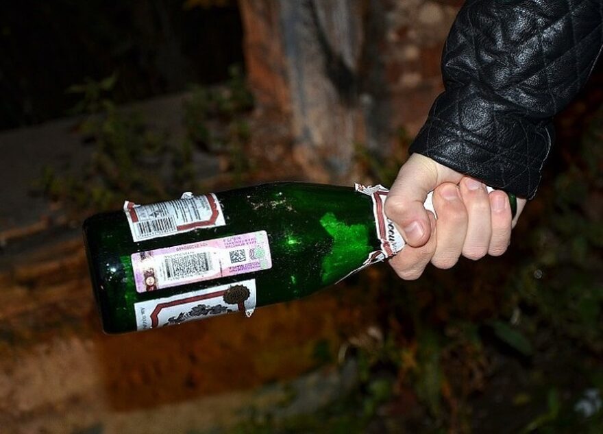 Ссора на лавочке в парке закончилась в тверском суде  