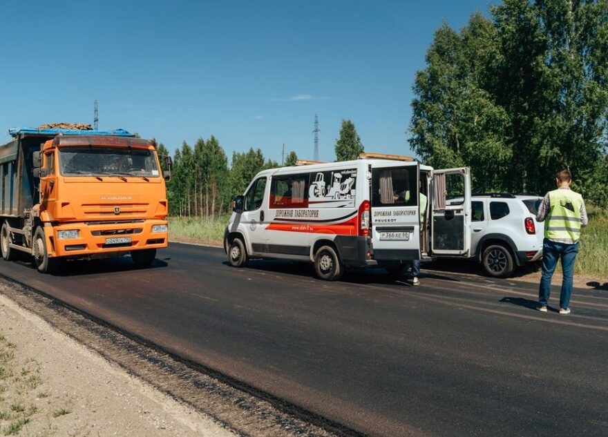В Твери продолжают ремонтировать дороги