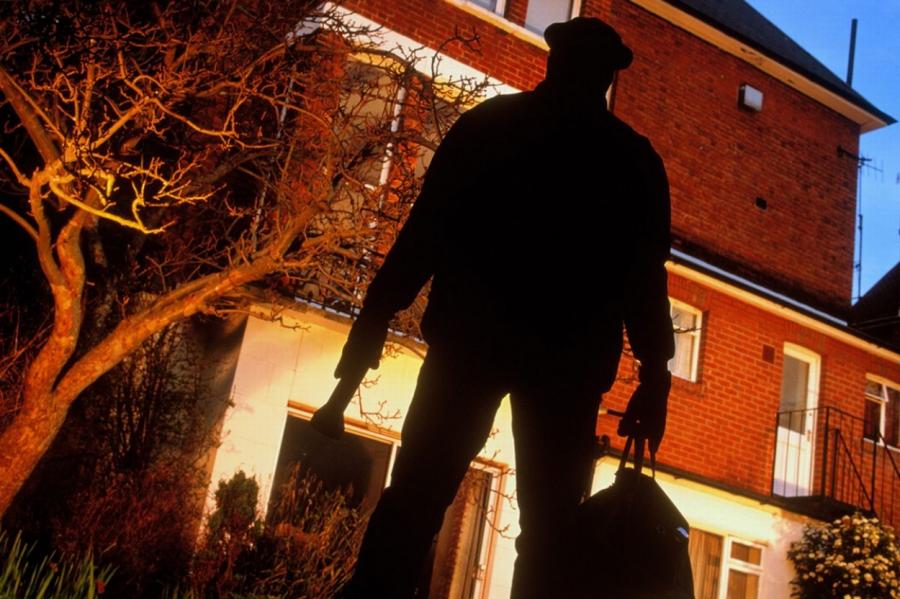 Серийный домушник два года обкрадывал жителей Тверской области