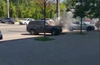 Возле кафе в Твери загорелся «китаец»