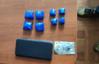 8 свёртков с марихуаной нашли у жителя Твери