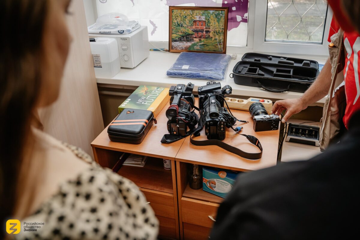 Ребята из Оленинской видеостудии «Взгляд» побывали на экскурсии в РИА Верхневолжье