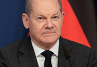 Слив Шольца: канцлер Германии вляпался в скандал с наркотиками и изнасилованиями