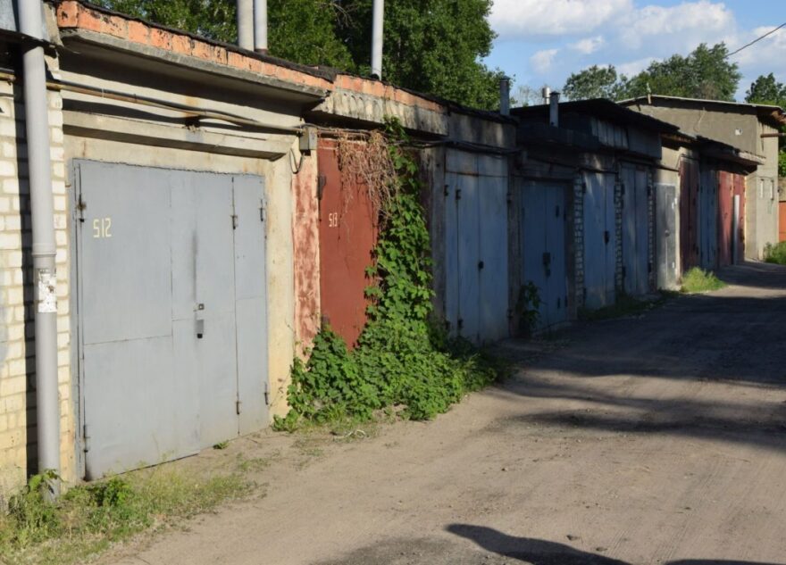 Житель Твери хранил в гараже марихуану