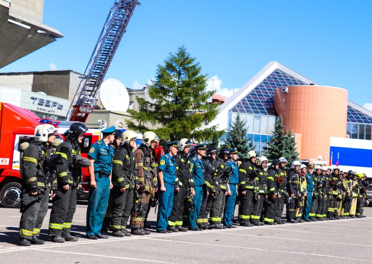 В Твери прошли соревнования по скоростному подъёму на «рюмку»