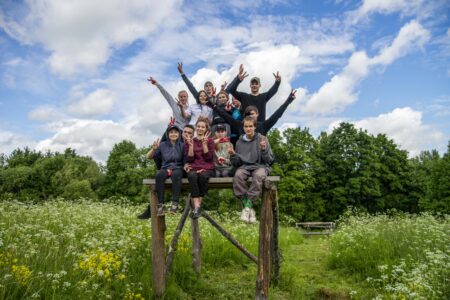 Дождь, комары и отличное настроение: участники проекта «Энергия» отправились в палаточный лагерь Дождь, комары и отличное настроение: участники проекта «Энергия» отправились в палаточный лагерь