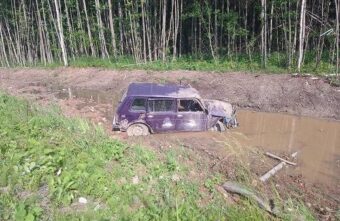 В Тверской области пострадали водитель и пассажирка машины, съехавшей с дороги В Тверской области пострадали водитель и пассажирка машины, съехавшей с дороги