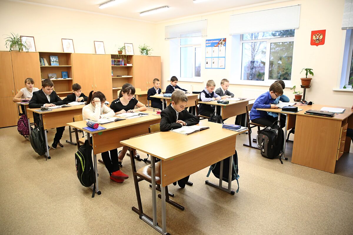 Школы, детские сады, «Точки роста»: в Тверской области обсудили нацпроект «Образование»