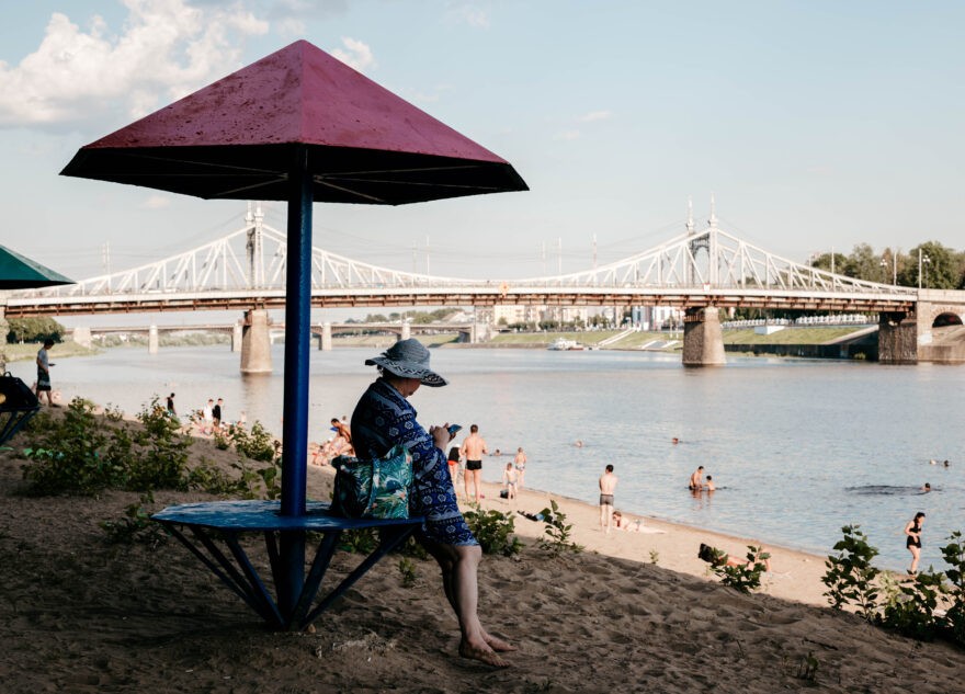 Опасная вода: врач рассказал, кому из россиян нельзя купаться Опасная вода: врач рассказал, кому из россиян нельзя купаться