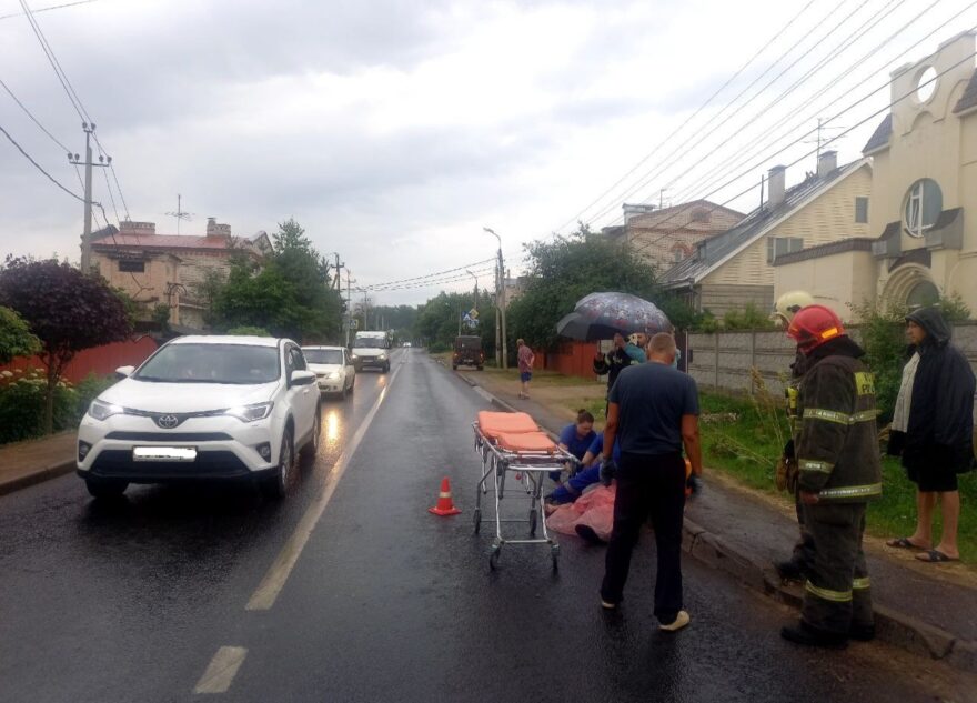 Внедорожник сбил 84-летнего велосипедиста в Твери