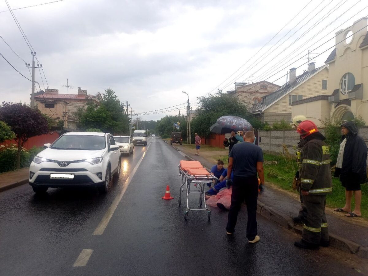 Внедорожник сбил 84-летнего велосипедиста в Твери