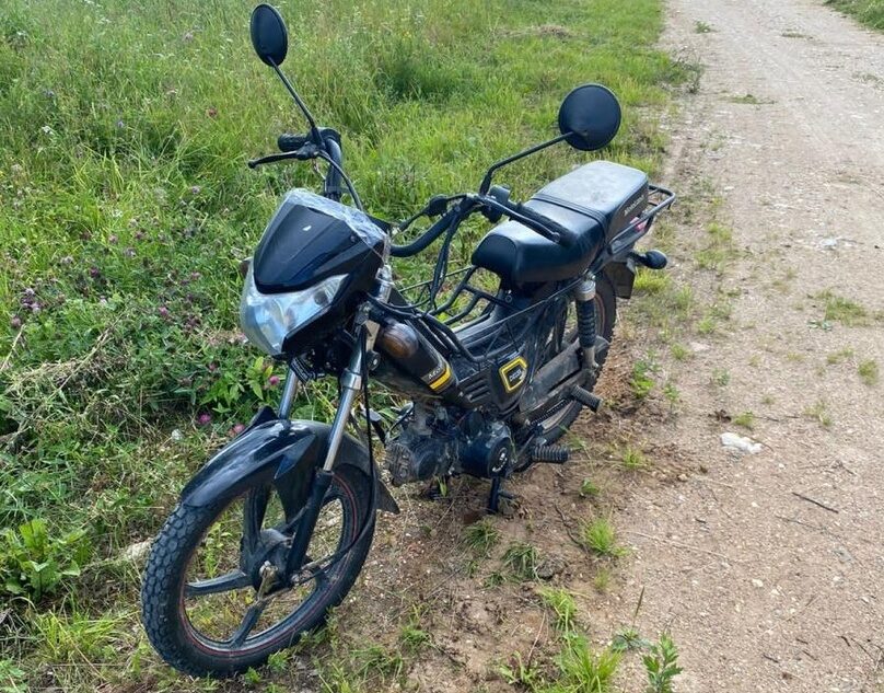 В Тверской области попал в больницу велосипедист, которого сбил мопедист В Тверской области попал в больницу велосипедист, которого сбил мопедист