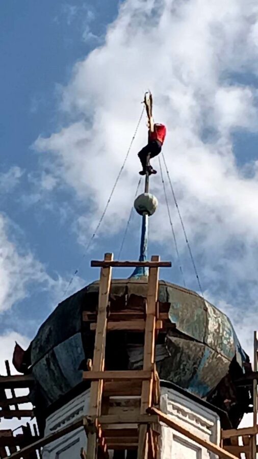 У храма в Тверской области появилась новая крыша