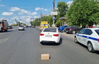 В Твери не поделили дорогу водитель «Киа» и мотоциклистка В Твери не поделили дорогу водитель «Киа» и мотоциклистка