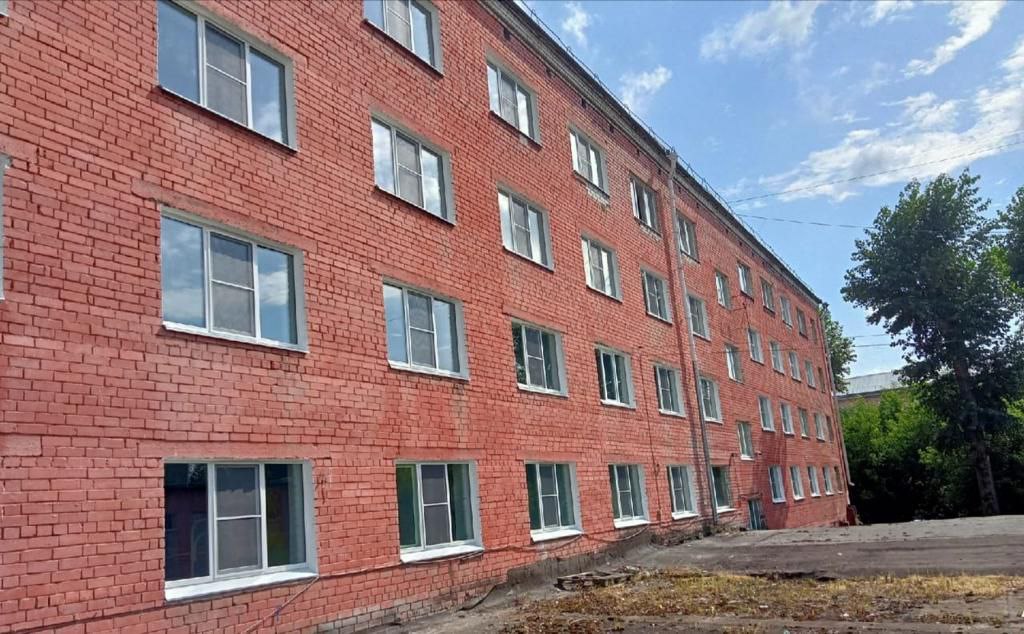 По поручению губернатора Игоря Рудени в общежитии Тверского технологического колледжа заменили окна