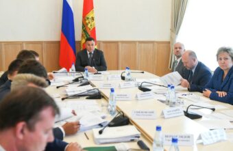 В правительстве Тверской области обсудили вопрос ежемесячной выплаты военнослужащим В правительстве Тверской области обсудили вопрос ежемесячной выплаты военнослужащим