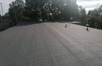 В Коробинской школе Зубцовского района капитально отремонтировали кровлю